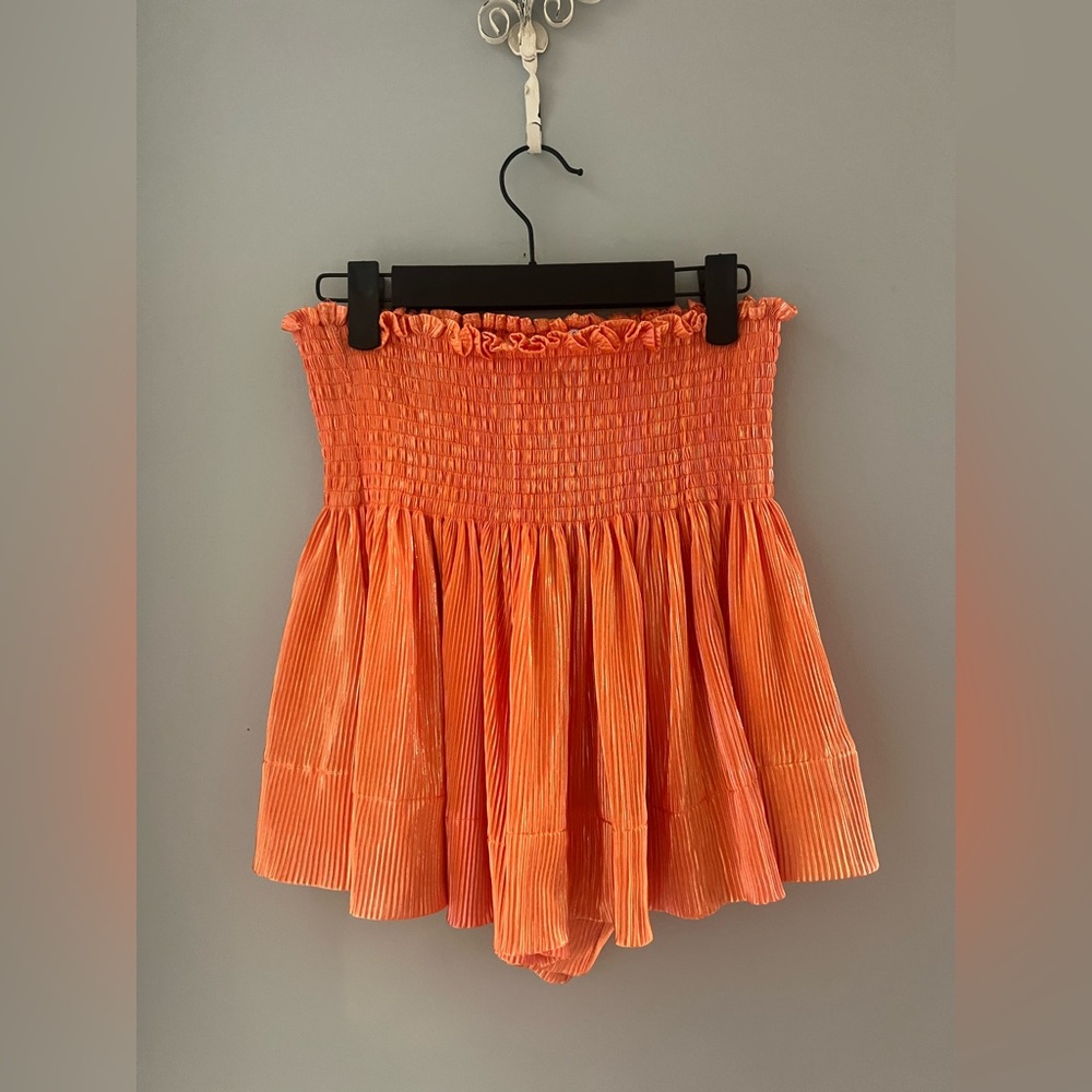 QUEEN OF SPARKLES ORANGLE METALLIC SWING SHORTS